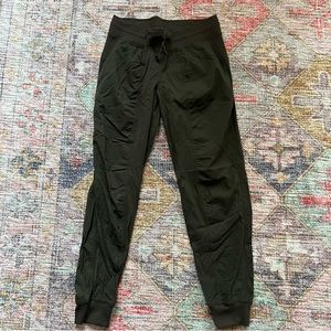 LULULEMON DANCE STUDIO JOGGER